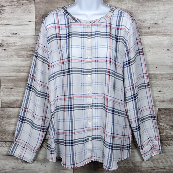 Violet & Claire Tops - Violet + Claire* Women's‎ Long Sleeve Button Down Curved Hem Blouse~ Size XL